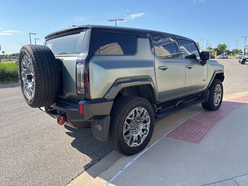 Used 2024 GMC Hummer EV 3X w/ LPO, Illumination Package AWD/4WD image 4