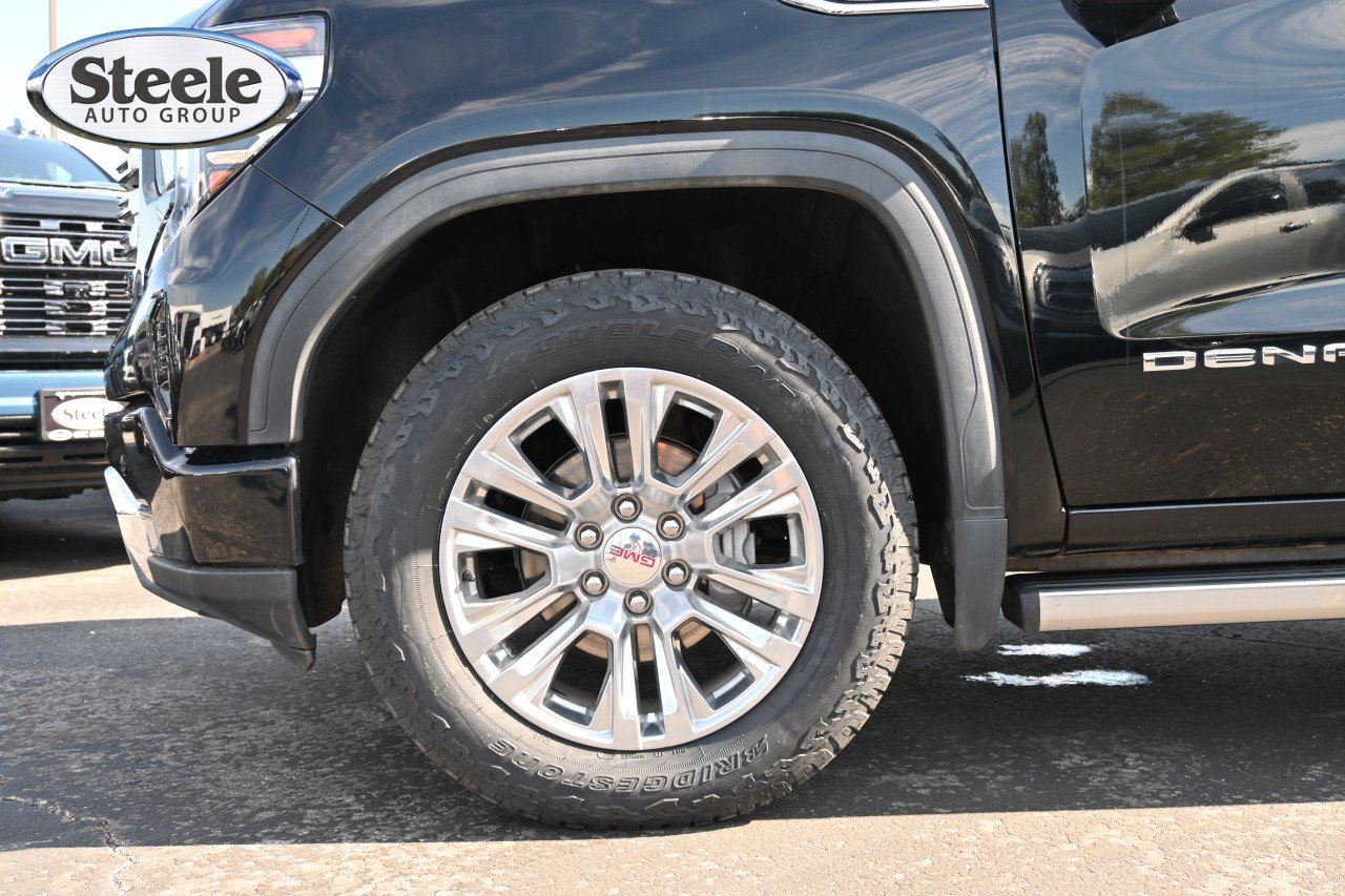 Used 2023 GMC Sierra 1500 Denali w/ Technology Package AWD/4WD image 28