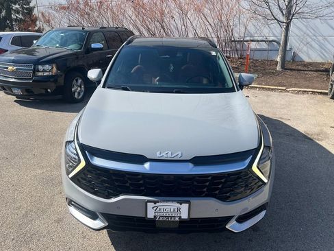 Used 2023 Kia Sportage SX image 2