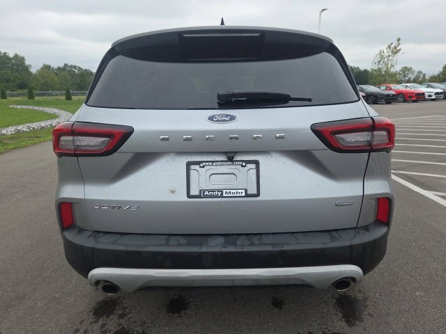 Used 2023 Ford Escape Active w/ Cold Weather Package FWD image 8