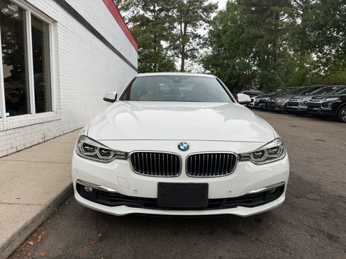 Used 2018 BMW 330i xDrive Sedan w/ Executive Package AWD/4WD image 3
