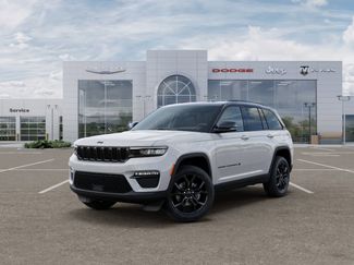 New 2025 Jeep Grand Cherokee Limited video 1