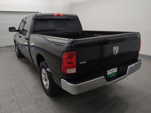 Used 2020 RAM 1500 Classic SLT RWD image 5