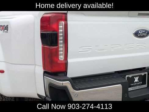 Used 2024 Ford F350 Lariat w/ FX4 Off-Road Package image 9