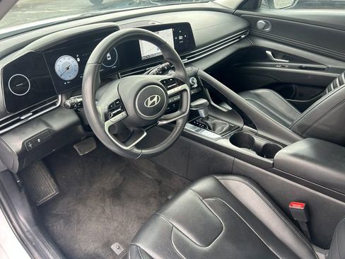 Used 2024 Hyundai Elantra Limited FWD image 26
