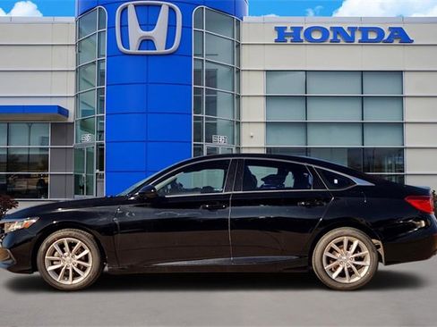 Certified 2021 Honda Accord LX image 3
