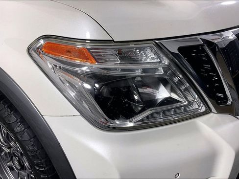 Used 2020 Nissan Armada SL w/ Premium Package image 40