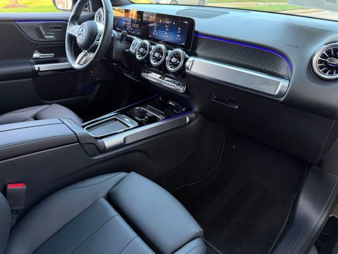 Certified 2025 Mercedes-Benz GLB 250 image 14