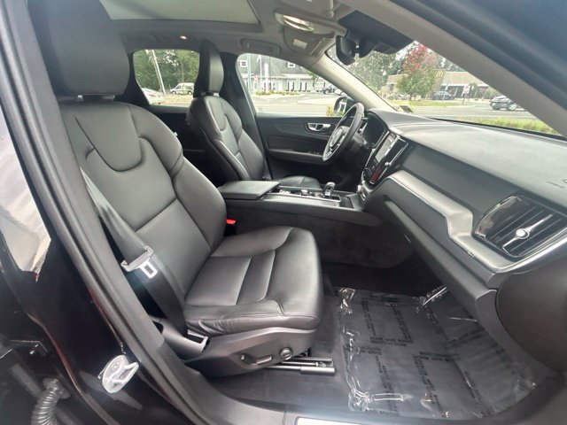 Certified 2024 Volvo XC60 B5 Core w/ Protection Package Premier AWD/4WD image 15