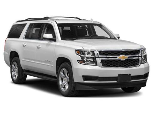 Used 2020 Chevrolet Suburban LT w/ Luxury Package AWD/4WD image 6