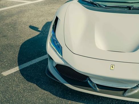 Used 2023 Ferrari F8 Tributo RWD image 34