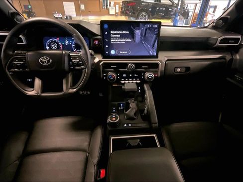 Used 2025 Toyota 4Runner TRD Sport Premium w/ Tow Technology Package image 14