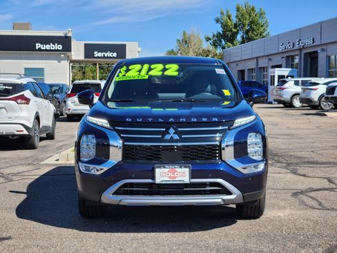 New 2025 Mitsubishi Outlander SE image 6