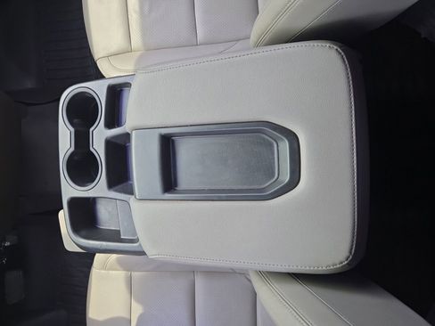 Used 2024 Chevrolet Silverado 2500 LT AWD/4WD image 21