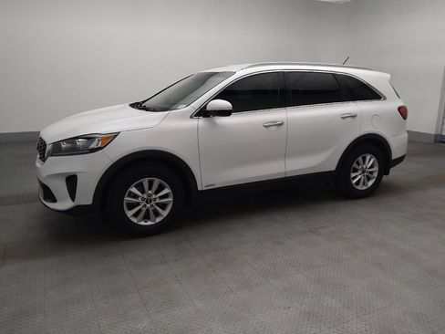 Used 2020 Kia Sorento LX w/ LX I4 Convenience Package AWD/4WD image 2