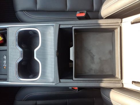 Used 2024 GMC Acadia Elevation w/ Luxury Package image 14