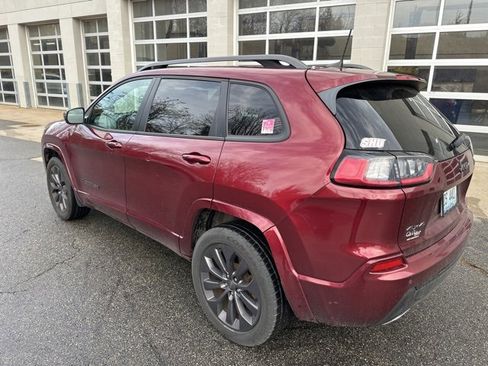 Used 2019 Jeep Cherokee High Altitude image 2