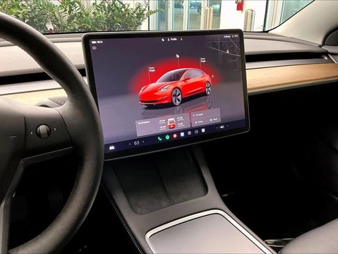 Used 2022 Tesla Model 3 image 6