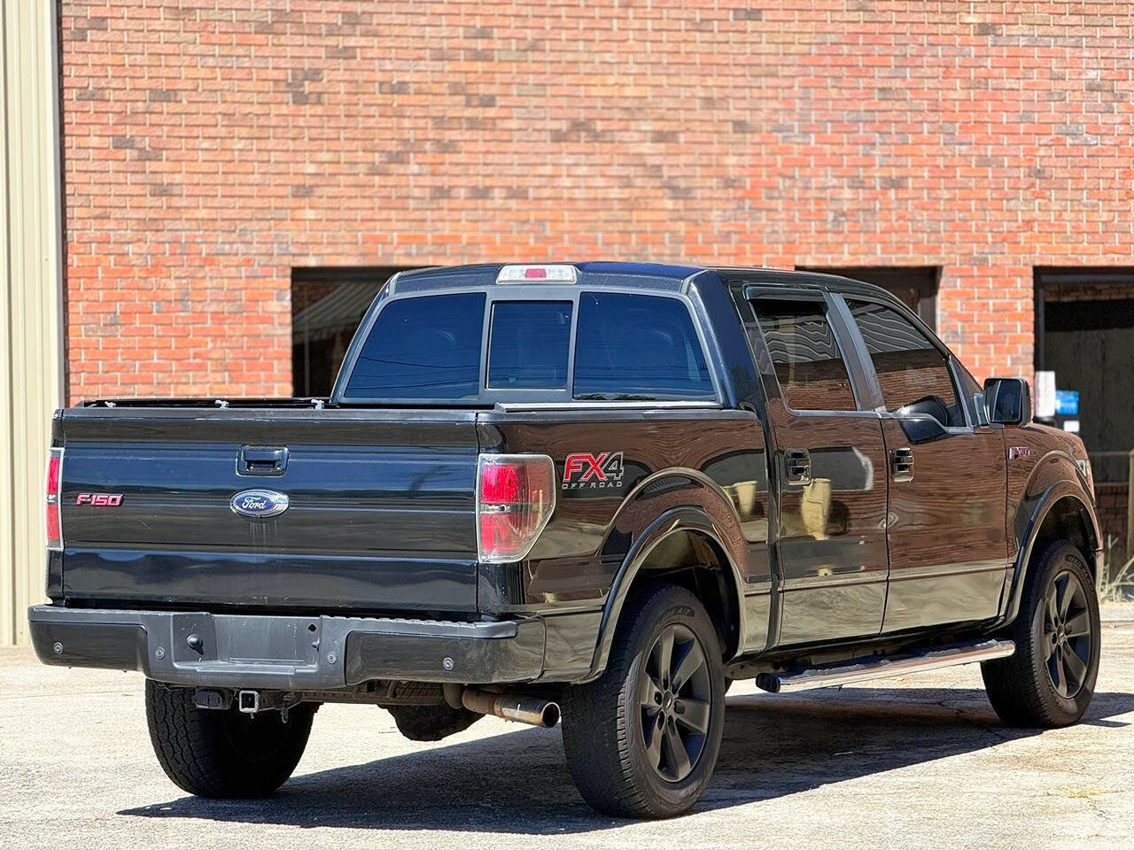 Used 2014 Ford F150 FX4 w/ FX Appearance Package AWD/4WD image 10