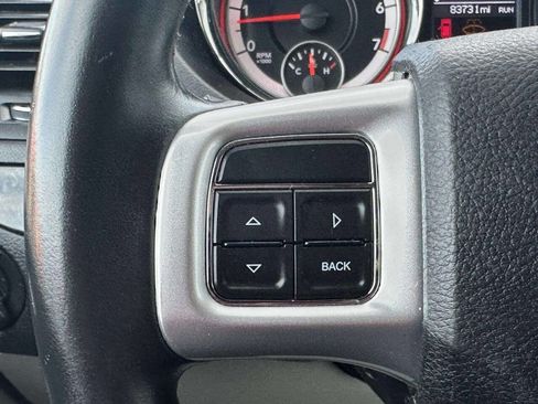 Used 2016 Dodge Grand Caravan SXT w/ Rear Park Assist Package FWD image 27