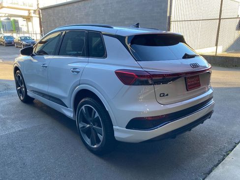 Used 2023 Audi Q4 e-tron Premium Plus w/ Premium Plus image 5