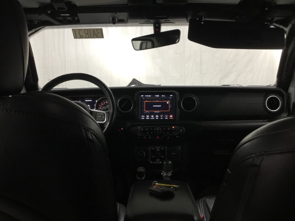 Used 2018 Jeep Wrangler Unlimited Sahara AWD/4WD image 31