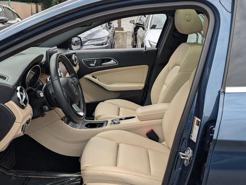 Used 2020 Mercedes-Benz GLA 250 4MATIC image 16