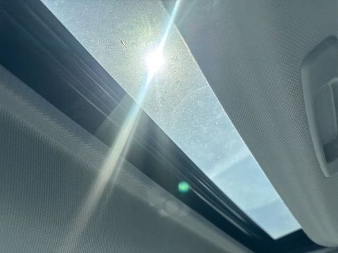 Used 2025 Toyota Sienna XLE image 13