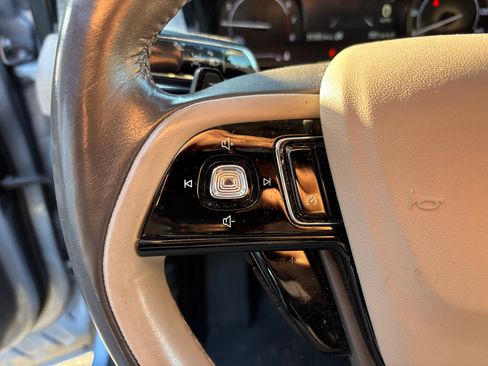 Certified 2022 Lincoln Corsair AWD w/ Premium Package image 17