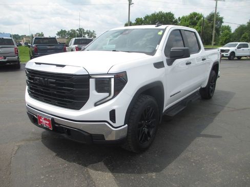 Used 2024 GMC Sierra 1500 Pro w/ Pro Value Package AWD/4WD image 9