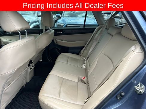 Used 2017 Subaru Outback 2.5i Limited AWD/4WD image 14