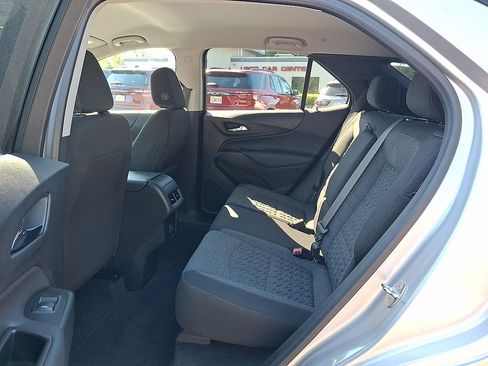 Used 2022 Chevrolet Equinox LT FWD image 13