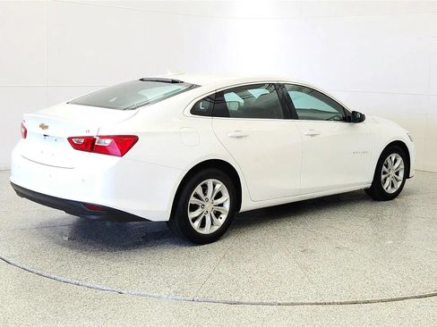 Used 2025 Chevrolet Malibu LT FWD image 7