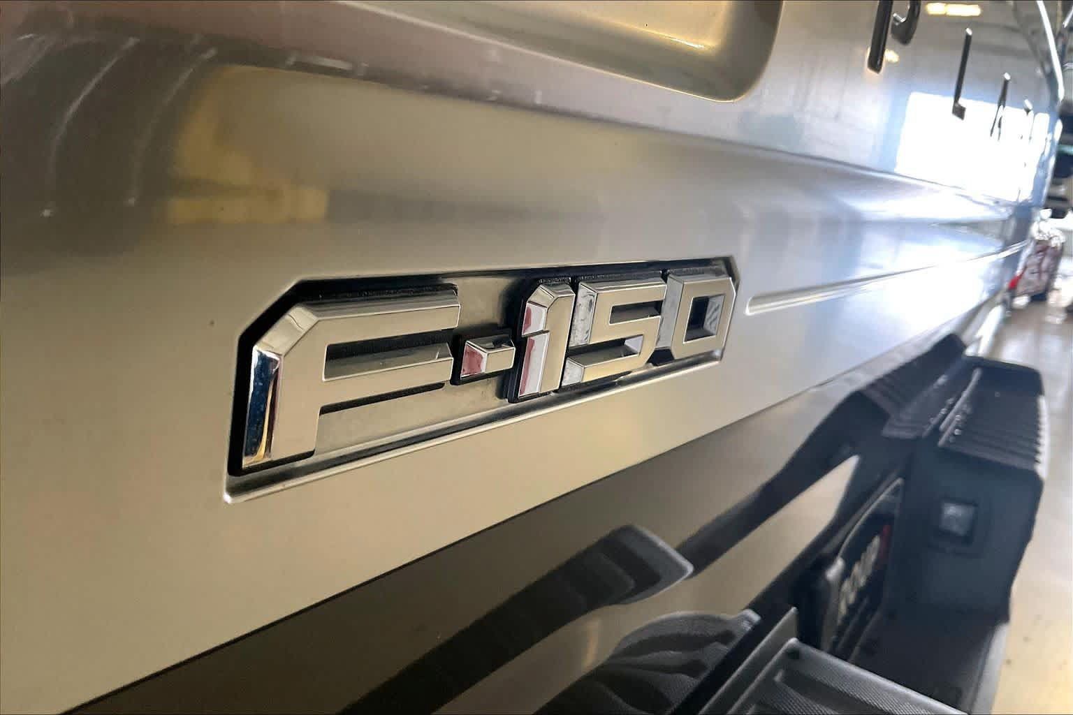 Used 2022 Ford F150 Platinum w/ Equipment Group 701A High AWD/4WD image 9