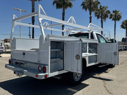 New 2025 Ford F350 XL w/ XL Chrome Package RWD image 29
