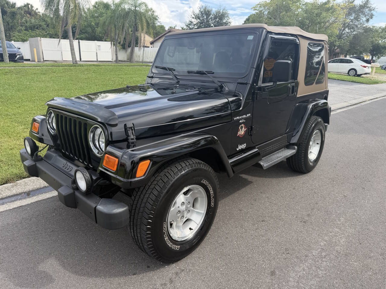 Used 2001 Jeep Wrangler Sahara AWD/4WD image 1