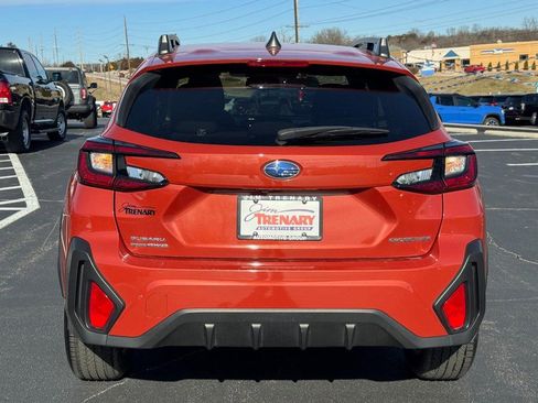 Used 2024 Subaru Crosstrek 2.0i Premium image 5