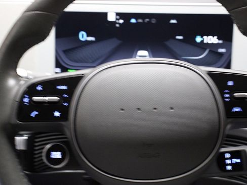 Used 2023 Hyundai Ioniq 5 SEL image 18