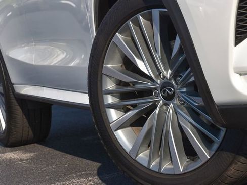 Used 2023 INFINITI QX50 Sensory AWD/4WD image 14