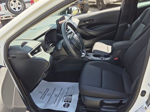 Used 2024 Toyota Corolla LE FWD image 5