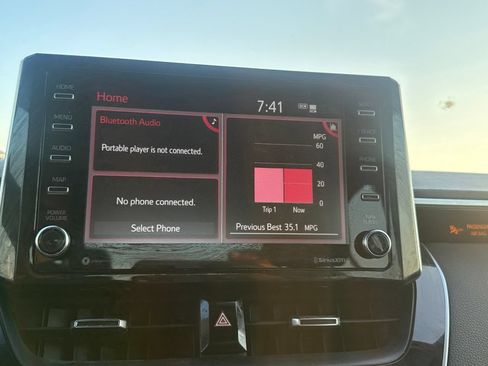 Used 2021 Toyota Corolla SE FWD image 41