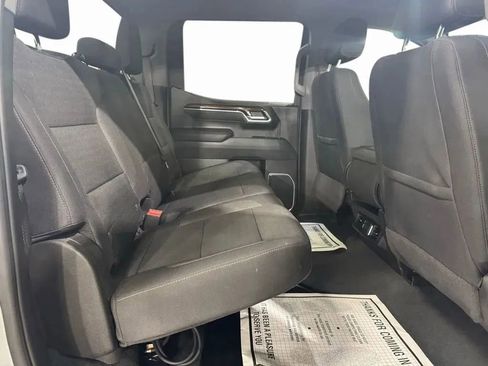 Used 2025 GMC Sierra 1500 SLE w/ Max Trailering Package image 16