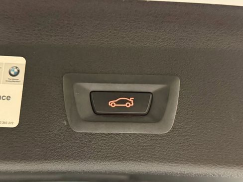 Used 2017 BMW X1 xDrive28i image 19