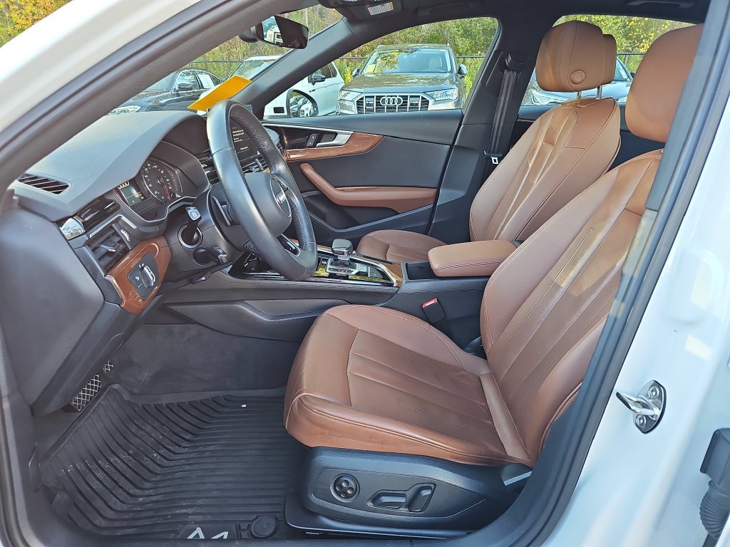 Used 2023 Audi A4 2.0T Premium w/ Convenience Package AWD/4WD image 10