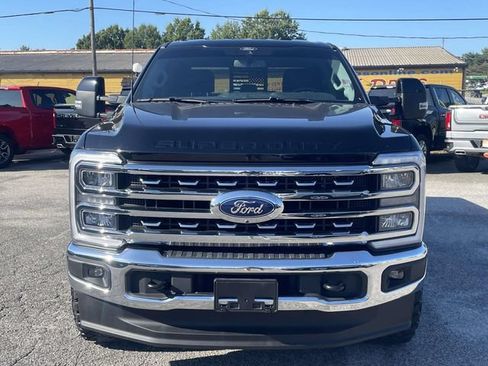 Used 2024 Ford F250 Lariat AWD/4WD image 10