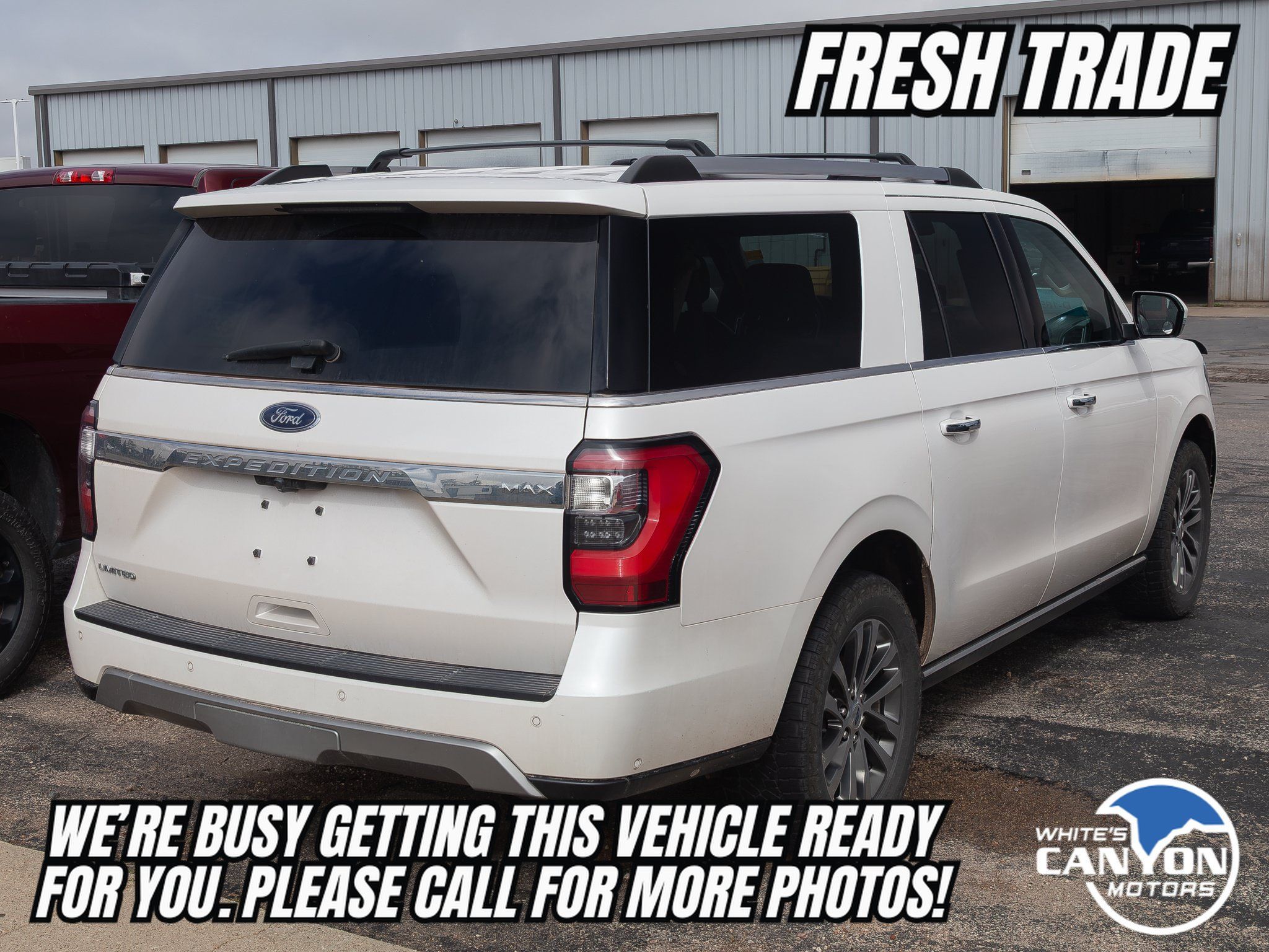 Used 2018 Ford Expedition Max Limited w/ Equipment Group 301A AWD/4WD image 4