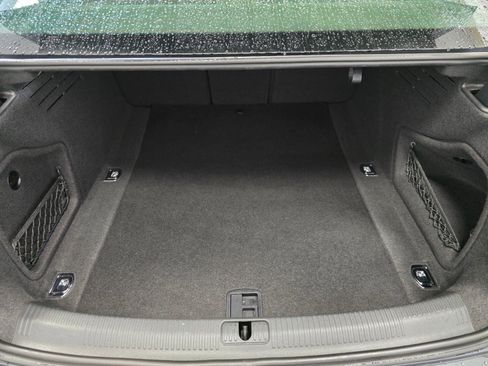 Used 2023 Audi A4 2.0T Premium w/ Convenience Package image 11