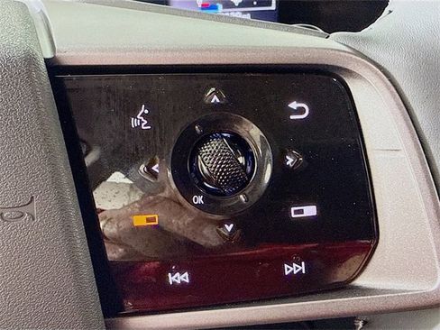 Certified 2025 Nissan Murano Platinum w/ Cargo Package image 14