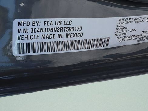 Used 2024 Jeep Compass Latitude AWD/4WD image 33