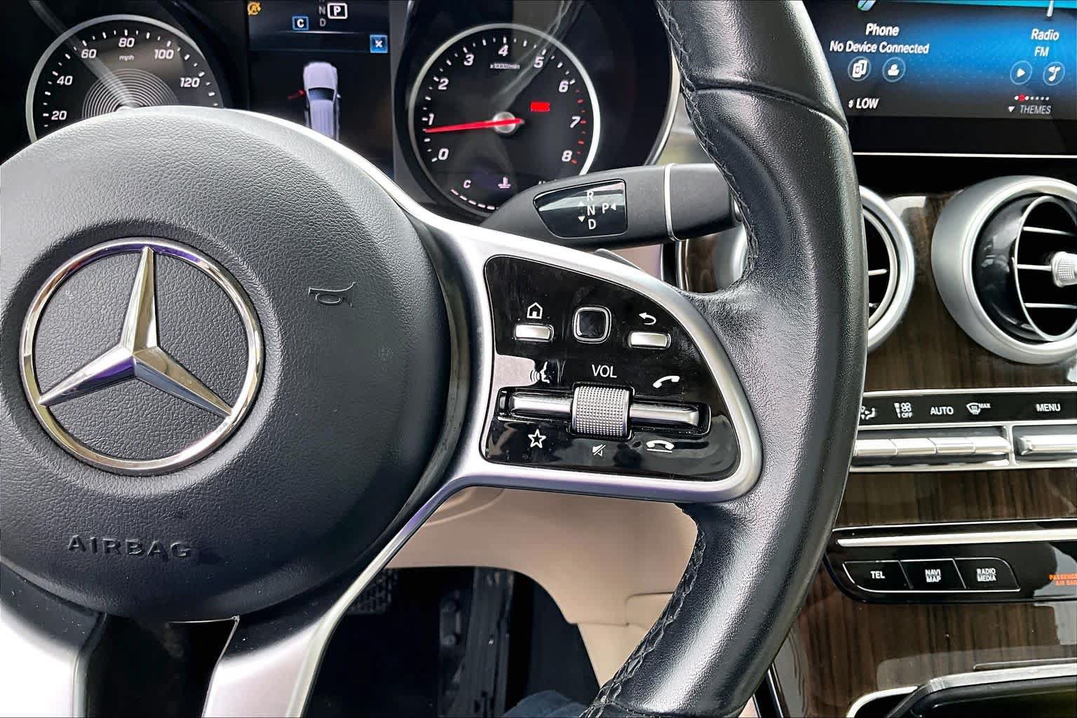 Used 2022 Mercedes-Benz GLC 300 image 25